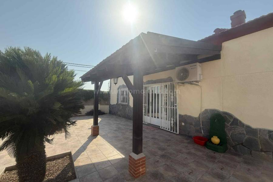 Wiederverkauf - Villa ( Finca ) - Catral