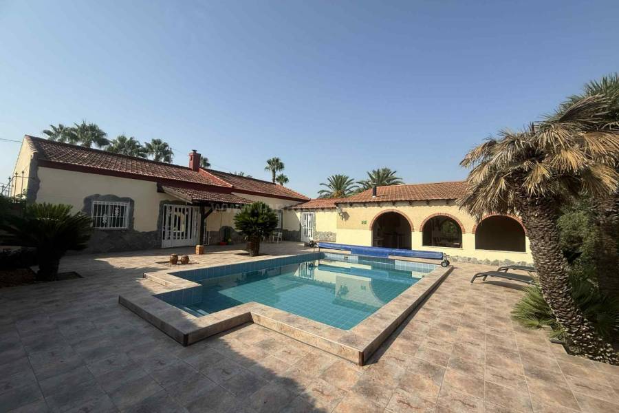 Wiederverkauf - Villa ( Finca ) - Catral