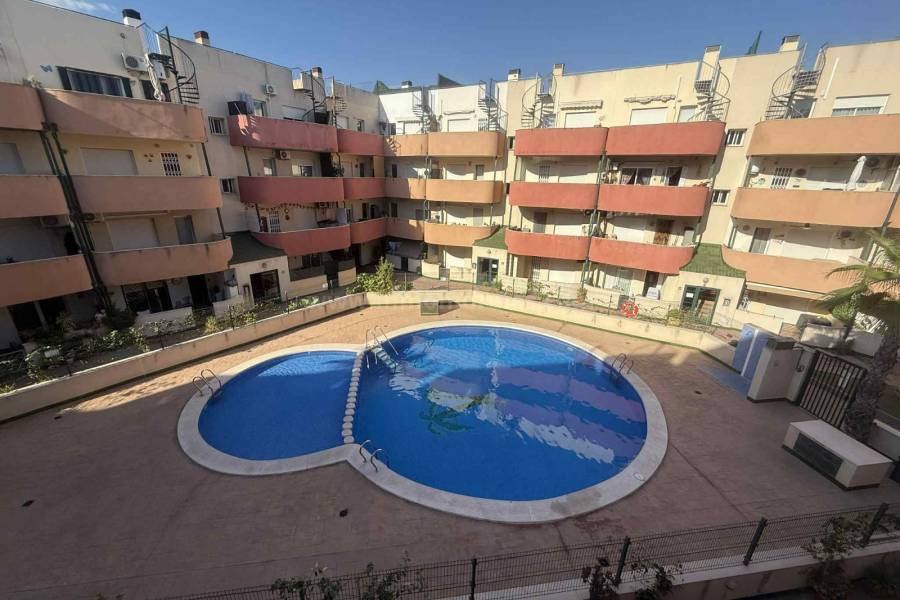 Resale - Apartment  - Almoradí
