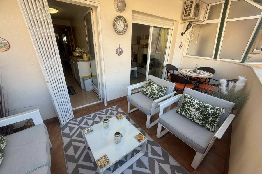 Resale - Apartment  - Almoradí