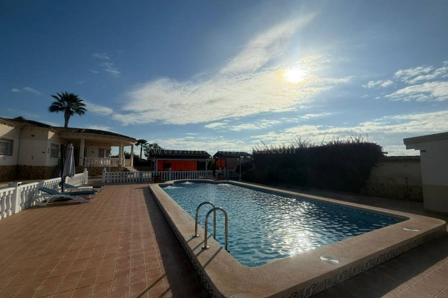 Revente - Villa ( Finca ) - Catral