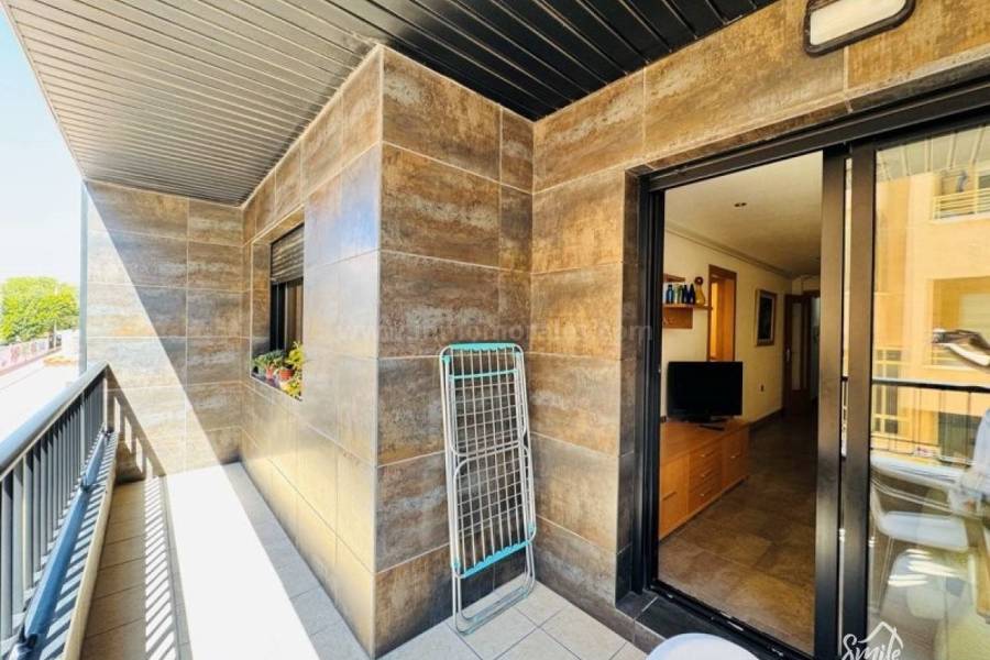 Resale - Apartment  - La Mata