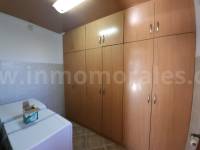 Herverkoop - Villa met bijgebouw - Catral