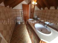 Herverkoop - Villa met bijgebouw - Catral