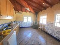 Herverkoop - Villa met bijgebouw - Catral