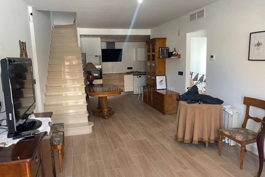 Venta - Semi adosada - Almoradí