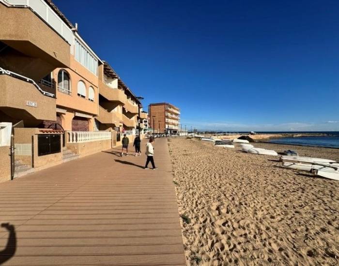 Apartment  - Resale - La Mata - La Mata