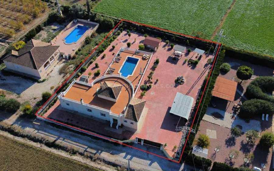 Herverkoop - Villa ( Finca ) - Catral