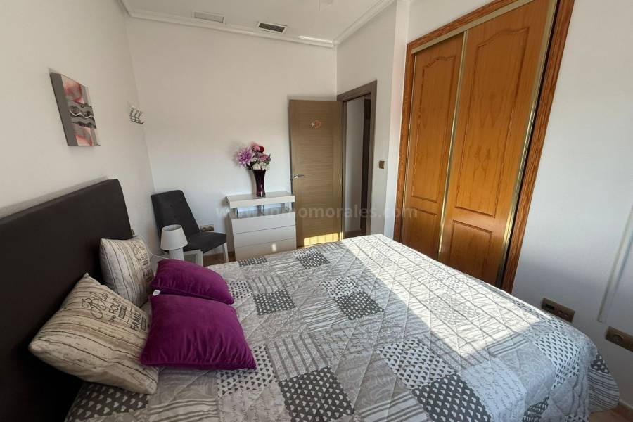 Herverkoop - Villa ( Finca ) - Catral