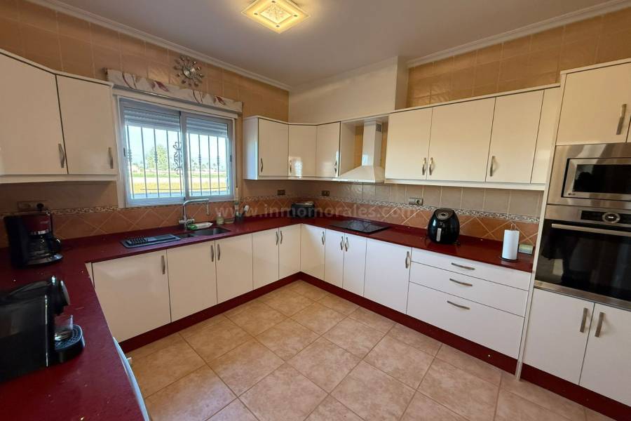 Herverkoop - Villa ( Finca ) - Catral