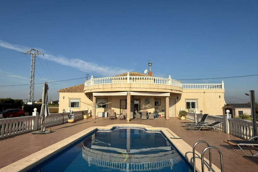 Herverkoop - Villa ( Finca ) - Catral