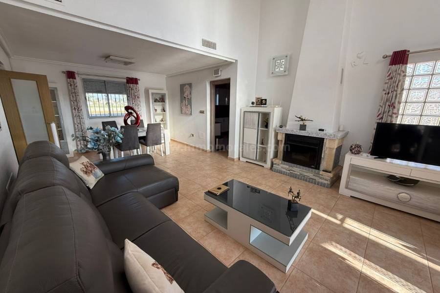Herverkoop - Villa ( Finca ) - Catral