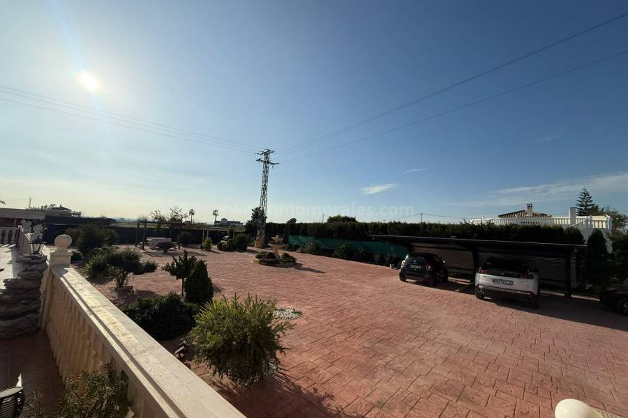 Herverkoop - Villa ( Finca ) - Catral