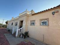 Herverkoop - Villa ( Finca ) - Catral