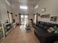 Herverkoop - Villa ( Finca ) - Catral