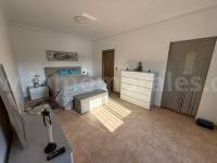 Herverkoop - Villa ( Finca ) - Catral