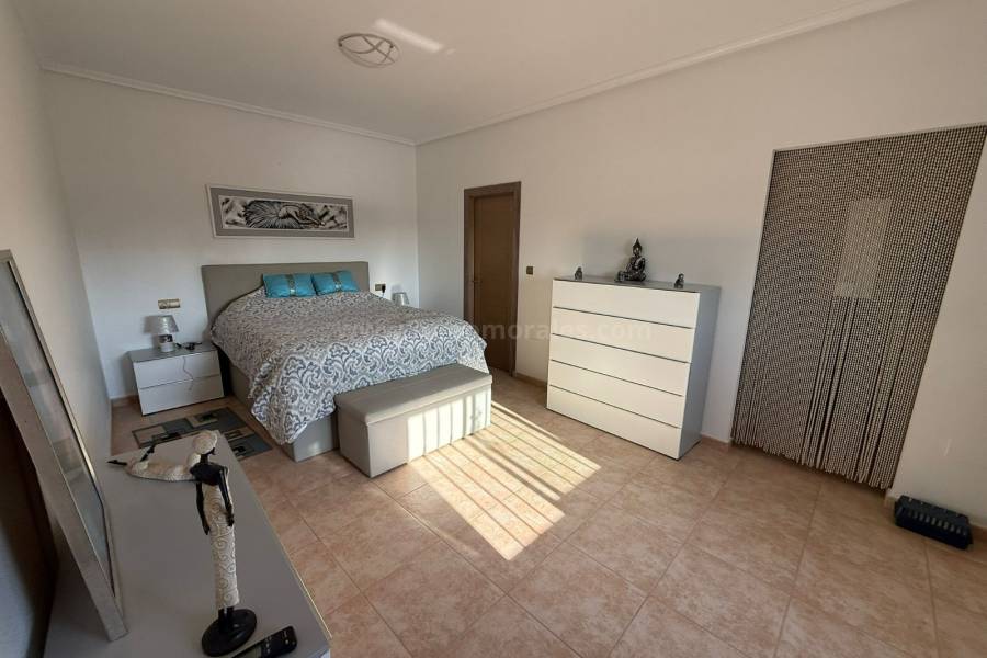 Herverkoop - Villa ( Finca ) - Catral