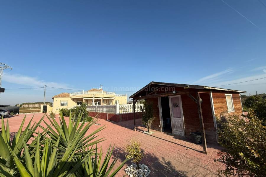 Herverkoop - Villa ( Finca ) - Catral