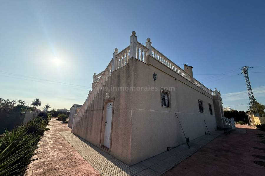 Herverkoop - Villa ( Finca ) - Catral
