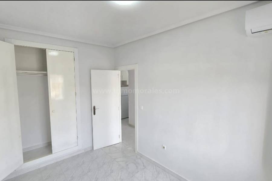 Resale - Apartment  - La Mata