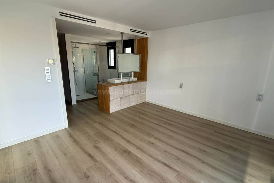 Resale - Detached House / Villa  - Rojales - Benimar II