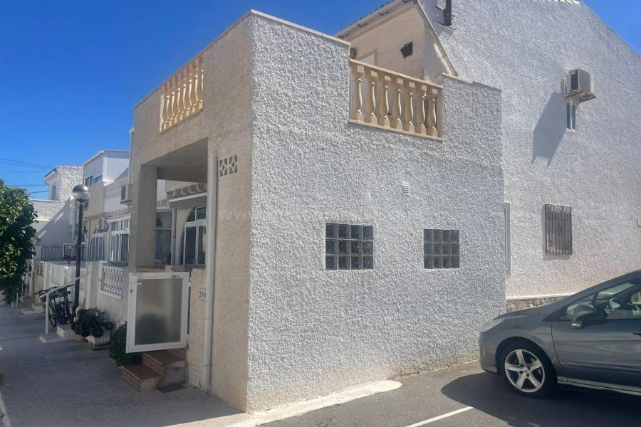 Resale - Semi detached Villa - La Mata - Cabo Cervera