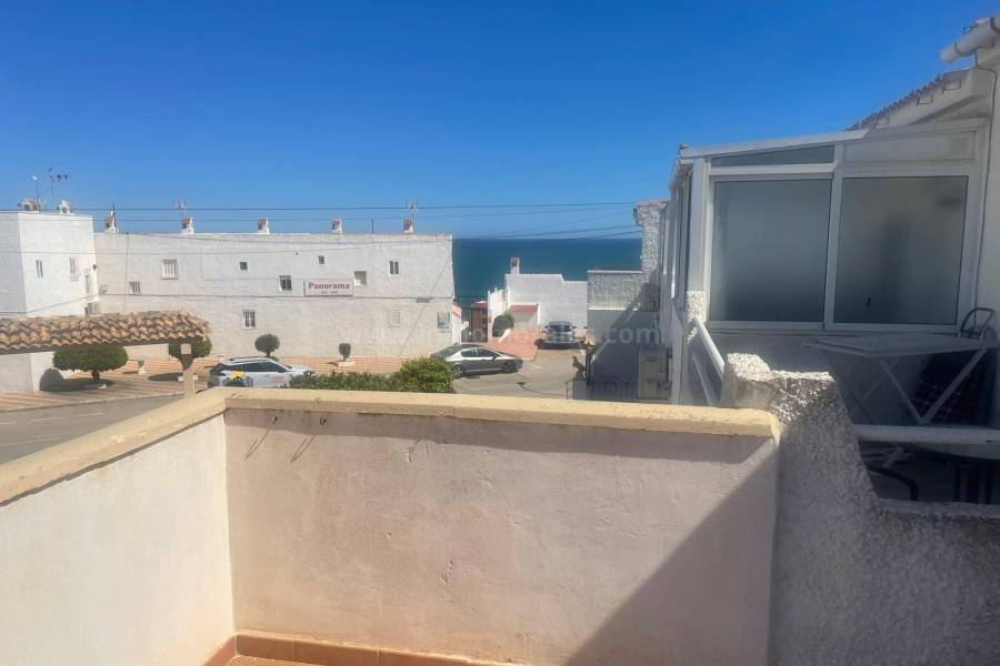 Resale - Semi detached Villa - La Mata - Cabo Cervera