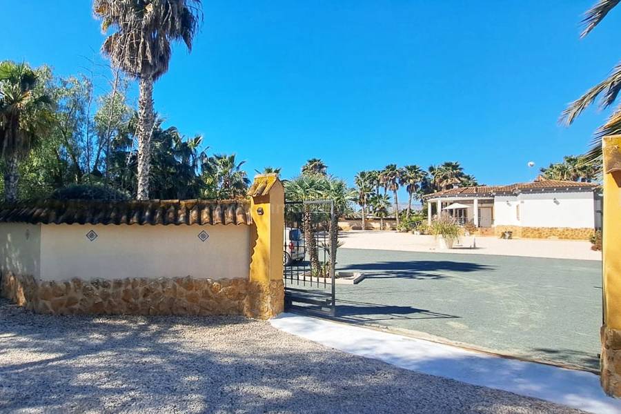 Wiederverkauf - Villa ( Finca ) - Catral