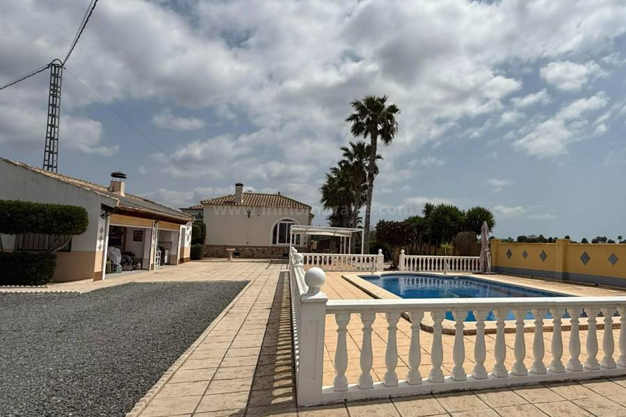 Wiederverkauf - Villa ( Finca ) - Catral