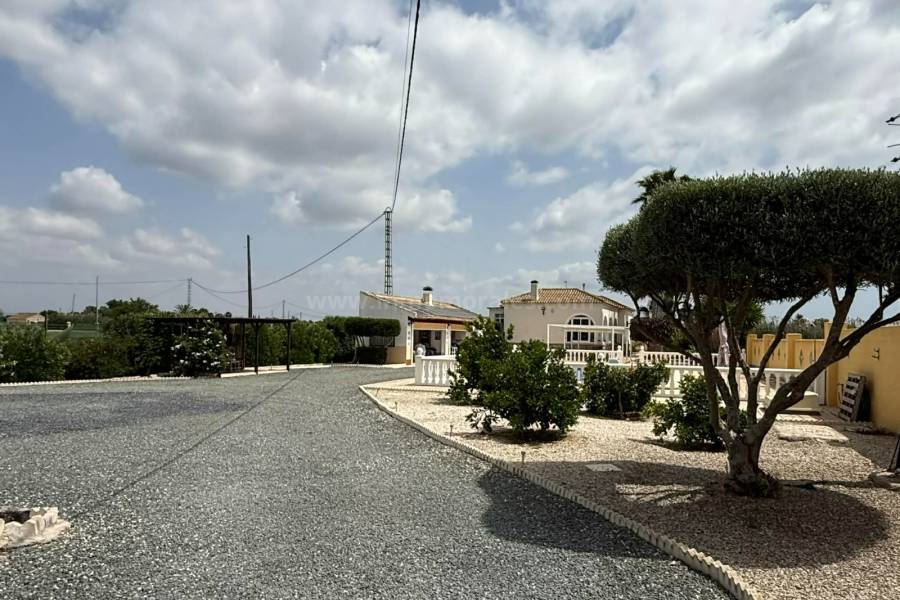 Wiederverkauf - Villa ( Finca ) - Catral
