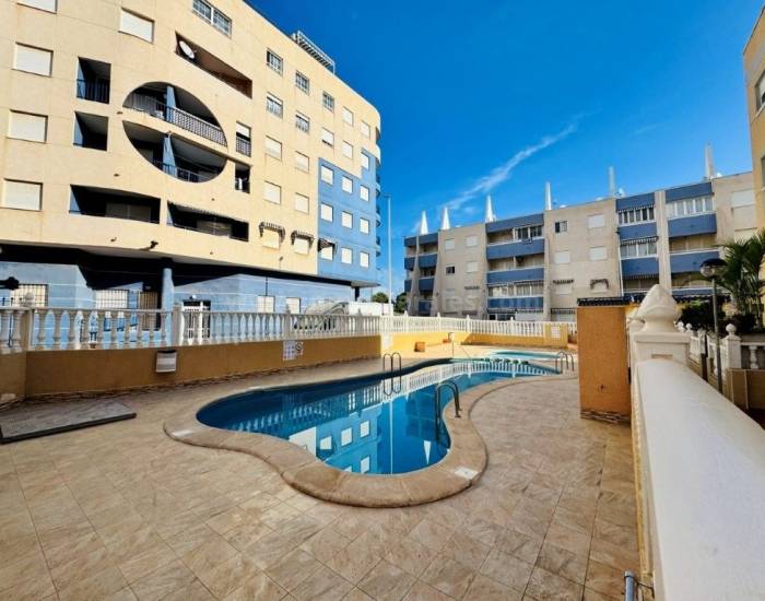 Apartment  - Resale - La Mata - La Mata