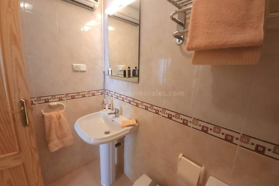 Herverkoop - Penthouse / Dakappartement - Almoradí
