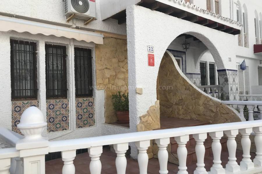 Herverkoop - Half vrijstaande woning - La Mata