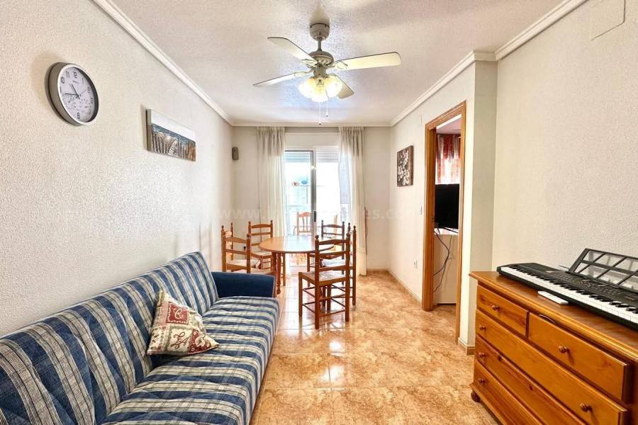 Wiederverkauf - Wohnung/Apartment - Torrevieja - Centro
