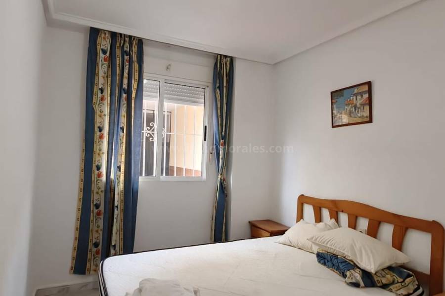 Venta - Apartamento / Piso - Torrevieja - Playa de los Locos