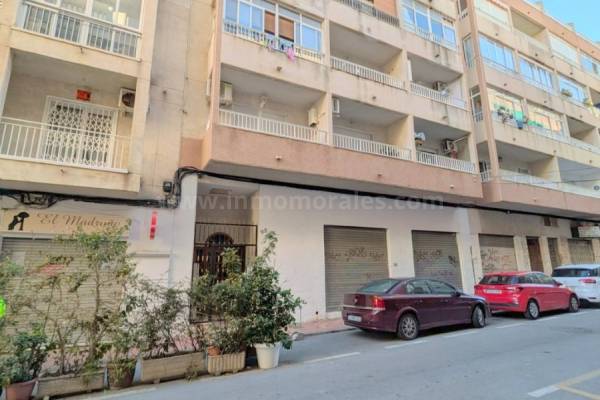 Apartment  - Resale - Torrevieja - Torrevieja