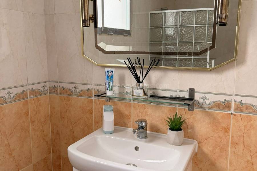 Wiederverkauf - Wohnung/Apartment - Torrevieja