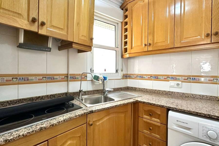 Wiederverkauf - Wohnung/Apartment - Torrevieja - Centro
