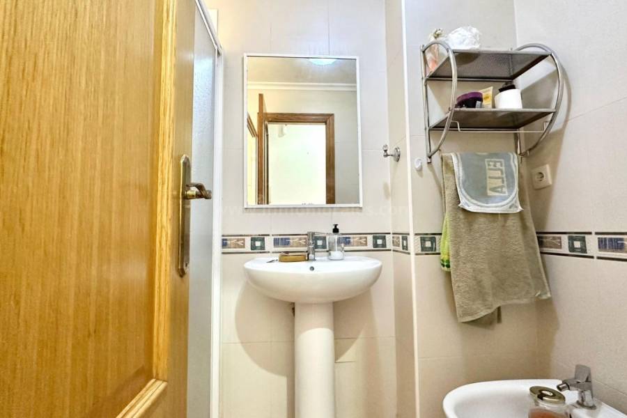 Wiederverkauf - Wohnung/Apartment - Torrevieja - Centro
