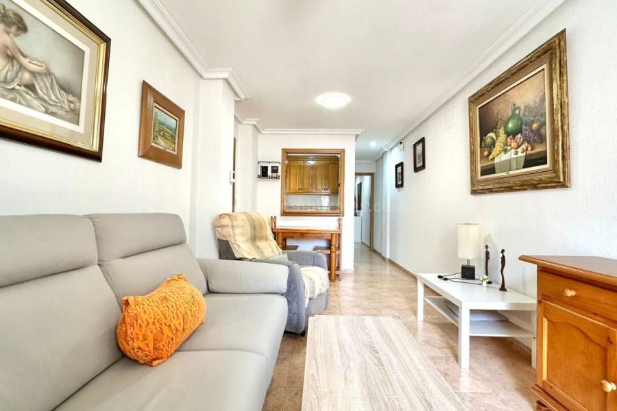 Wiederverkauf - Wohnung/Apartment - Torrevieja - Centro