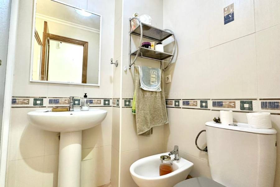 Wiederverkauf - Wohnung/Apartment - Torrevieja - Centro