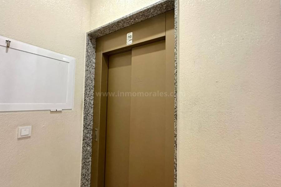 Wiederverkauf - Wohnung/Apartment - Torrevieja - Centro