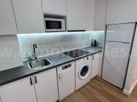 Resale - Apartment  - Torrevieja - Playa del Cura