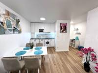 Resale - Apartment  - Torrevieja - Playa del Cura