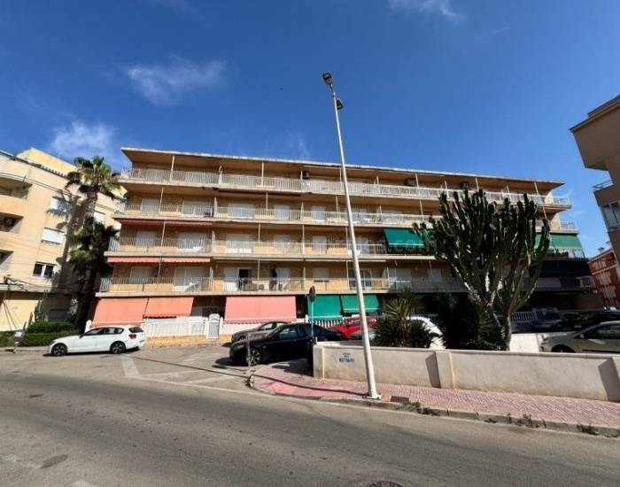 Apartment  - Resale - La Mata - La Mata