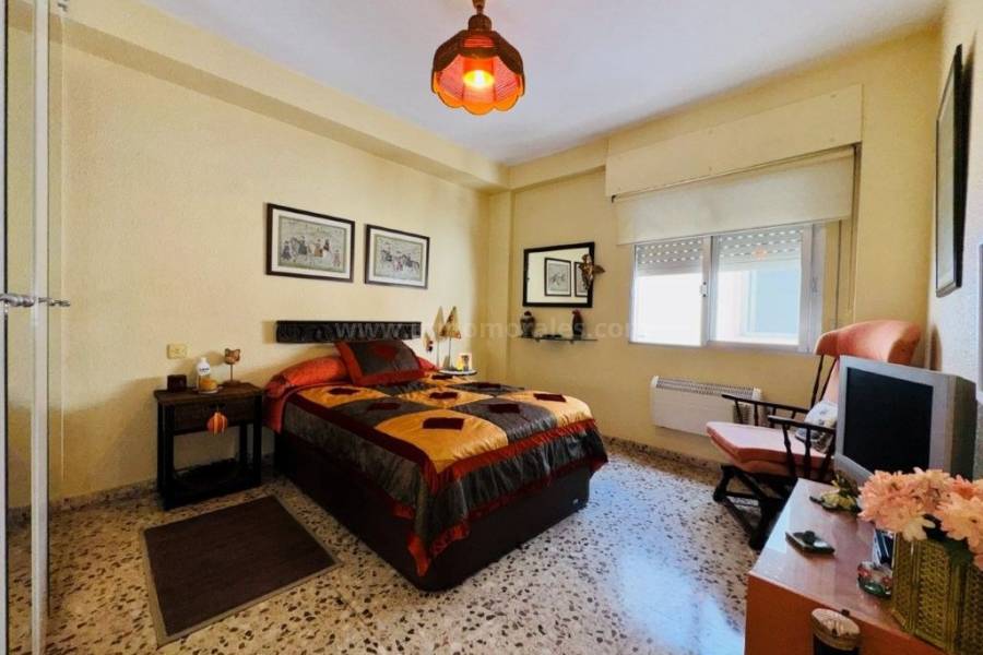 Resale - Apartment  - La Mata