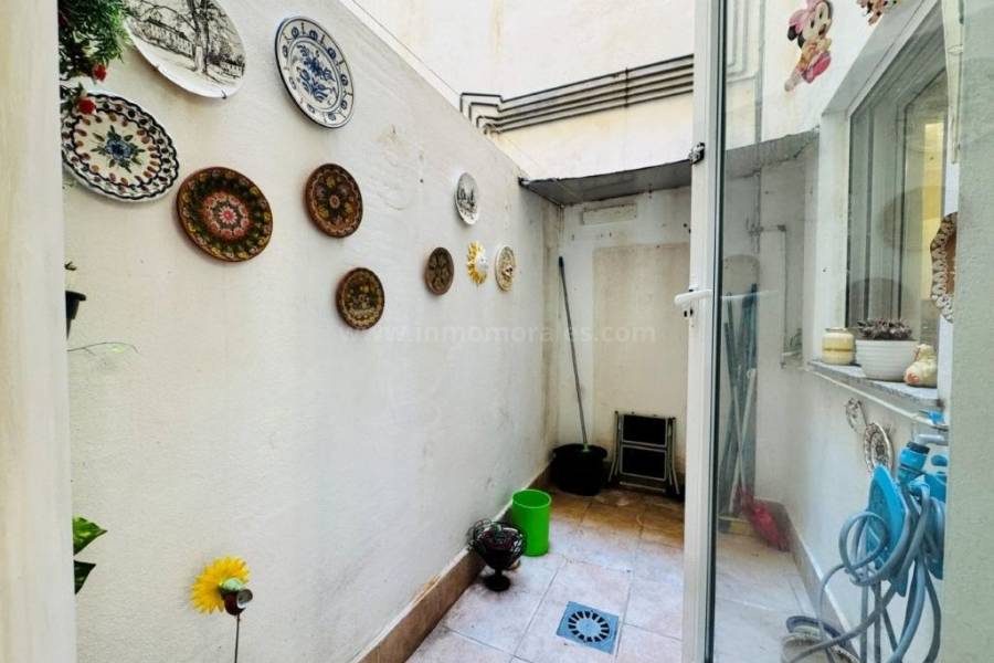 Resale - Apartment  - La Mata
