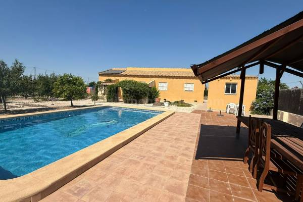 Villa ( Finca ) - Wiederverkauf - Catral - Catral