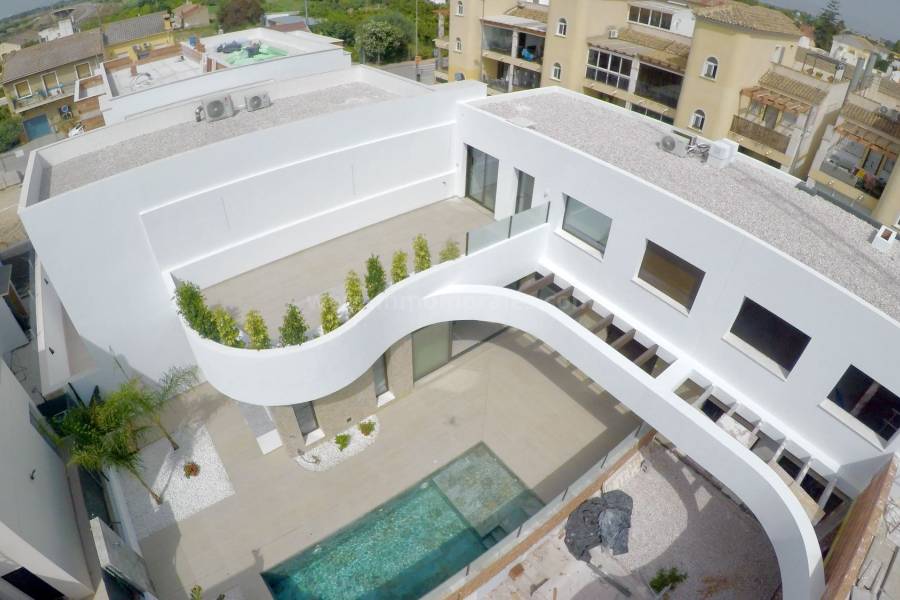 New Build - Detached House / Villa  - Almoradí