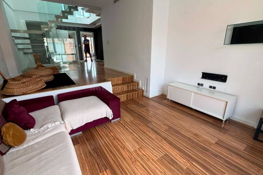 Resale - Duplex - Formentera del Segura